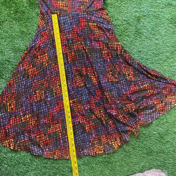 Vintage 70's Ike Clark Slinky Geometric Print Fit and Flare Dress - Picture 11 of 12